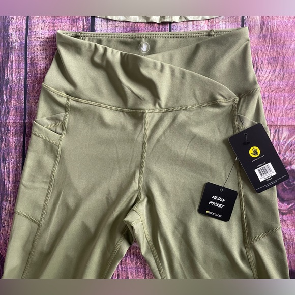 Bodyglove leggin M + Nike top M - Picture 10 of 16